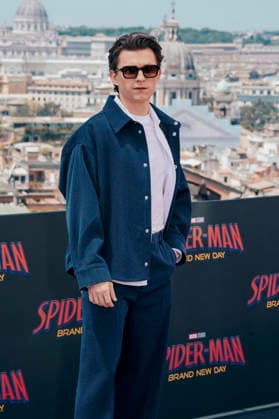 Tom Holland beim Photocall zum Kinofilm Spider-Man: Brand New Day auf der Terasse vom Hotel de la Ville. Rom, 23.06.2026 *** Tom Holland at the photocall for the movie Spider-Man Foto:xA.xM.xTinghinox xFuturexImagex spiderman_rom_6609