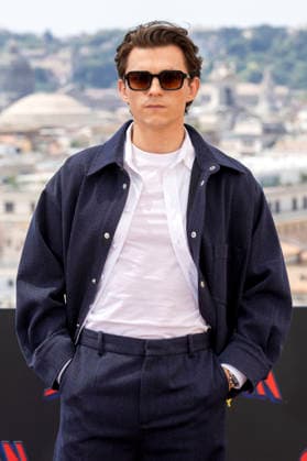 Tom Holland beim Photocall zum Kinofilm Spider-Man: Brand New Day auf der Terasse vom Hotel de la Ville. Rom, 23.06.2026 *** Tom Holland at the photocall for the movie Spider-Man Foto:xA.xM.xTinghinox xFuturexImagex spiderman_rom_6605