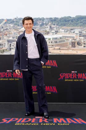 Tom Holland beim Photocall zum Kinofilm Spider-Man: Brand New Day auf der Terasse vom Hotel de la Ville. Rom, 23.06.2026 *** Tom Holland at the photocall for the movie Spider-Man Foto:xA.xM.xTinghinox xFuturexImagex spiderman_rom_6613