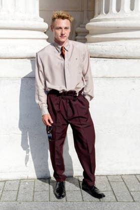Ben Hardy at the end of the second Saint Laurent Ready-to-Wear Men’s Spring Summer 2027 fashion show during Paris Fashion Week at the Bourse de Commerce Pinault Collection in Paris, France, on June 23, 2026. Olivier Borde, Bestimage. Celebrities await the Saint Laurent Men’s Spring Summer 2027 show as part of Paris Fashion Week on June 23, 2026, in Paris, France. Paris, France,detected_source_language  Copyright: xOLIVIERxBORDEx xBESTIMAGExOLIVIERxBORDEx xBESTIMAGEx