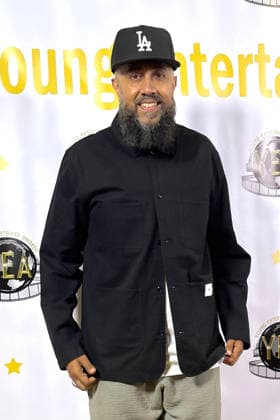 June 23, 2026, Los Angeles, Ca, USA: LOS ANGELES - JUN 20: Chris Loos at the 2026 Young Hollywood Awards at the Harmony Gold Theater on June 20, 2026 in Los Angeles, CA Los Angeles USA - ZUMAnc22 20260623_zaa_nc22_023 Copyright: xKathyxHutchinsx