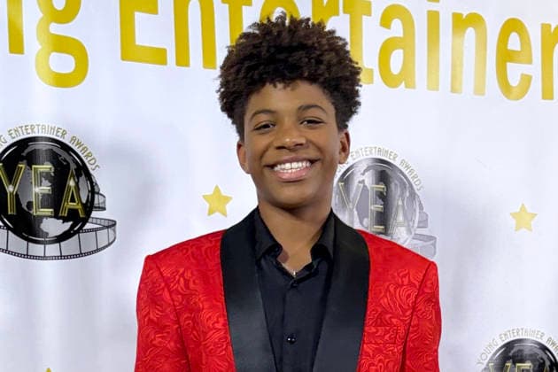 Entertainment Bilder des Tages June 23, 2026, Los Angeles, Ca, USA: LOS ANGELES - JUN 20: Esai Pierre-Louis at the 2026 Young Hollywood Awards at the Harmony Gold Theater on June 20, 2026 in Los Angeles, CA Los Angeles USA - ZUMAnc22 20260623_zaa_nc22_042 Copyright: xKathyxHutchinsx