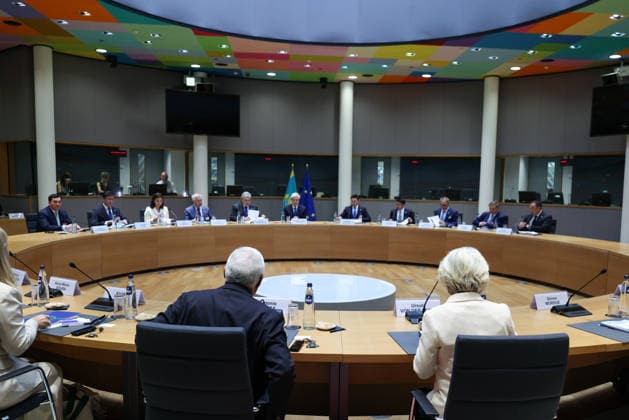 Kazakh President Tokayev joins EU leaders in Brussels for strategic partnership talks BRUSSELS, BELGIUM - JUNE 23: (----EDITORIAL USE ONLY – MANDATORY CREDIT - EU COUNCIL POOL - NO MARKETING NO ADVERTISING CAMPAIGNS - DISTRIBUTED AS A SERVICE TO CLIENTS----) Kazakh President Kassym-Jomart Tokayev, European Commission President Ursula von der Leyen and EU Council President Antonio Costa attend a session on EU-Kazakhstan relations in Brussels, Belgium on June 23, 2026. The EU and Kazakhstan signed several agreements aimed at strengthening transport connections, enhancing cooperation in critical raw materials and accelerating investment projects. EU Council Pool Anadolu Brussels Belgium. Editorial use only. Please get in touch for any  Copyright: x2026xAnadoluxEUxCouncilx xPoolx