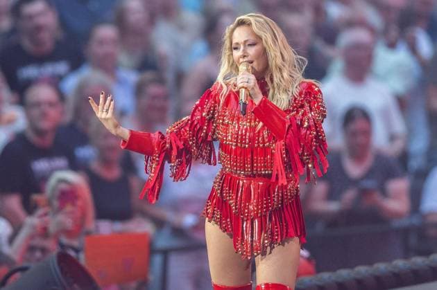 Helene Fischer 360-Grad Tour ** NUR FÜR REDAKTIONELLE ZWECKE ** EDITORIAL USE ONLY **<p>Helene Fischer 360-Grad Tour am 23.06.2026 in der Veltins Arena in Gelsenkirchen. Gelsenkirchen Copyright: JonasxRichter *** Helene Fischer 360-Degree Tour FOR EDITORIAL USE ONLY EDITORIAL USE ONLY p Helene Fischer 360 Degree Tour on June 23, 2026, at the Veltins Arena in Gelsenkirchen, Gelsenkirchen. Copyright JonasxRichter,detected_source_language Copyright: JonasxRichter doc86f210p4kmad9k0wepf ,EDITORIAL USE ONLY