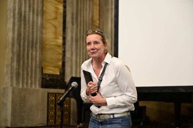 Britta Walter bei der Premiere des MDR-Dokumentarfilms Wir sind hier! über das Mitzvah-Projekt und Amanda Hannes im Rahmen der Jüdische Gedenkwoche im Kulturforum Görlitzer Synagoge. 23.06.2026 *** Britta Walter at the premiere of the MDR documentary Wir sind hier about the Mitzvah Project and Amanda Hannes as part of Jewish Remembrance Week at the Kulturforum Görlitzer Synagogue on June 23, 2026,detected_source_language Copyright: xMatthiasxWehnertx