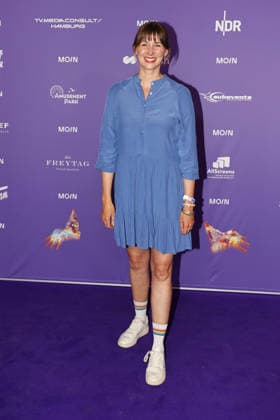 Andrea Gerhard beim Moin Mittsommer Event der Filmfoerderung von Hamburg und Schleswig-Holstein am 23.06.2026 in Hamburg Andrea Gerhard attends the Moin Mittsommer event at Kampnagel on June 23, 2026 in Hamburg, Germany Moin Mittsommer Event in Hamburg *** Andrea Gerhard at the Moin Mittsommer event hosted by the Film Fund of Hamburg and Schleswig-Holstein on June 23, 2026, in Hamburg Andrea Gerhard attends the Moin Mittsommer event at Kampnagel on June 23, 2026, in Hamburg, Germany Moin Mittsommer Event in Hamburg,detected_source_language 