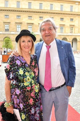Patricia Riekel und Helmut Markwort beim 25. Friedenspreis des Deutschen Films - Die Bruecke im Cuvillies Theater am 23.06.2026 in Muenchen Patricia Riekel and Helmut Markwort attend the 25th German Film Peace Prize Die Bruecke at the CuvilliÃ s Theatre on June 23, 2026 in in Munich, Germany Die Bruecke Friedenspreis in Muenchen *** Patricia Riekel and Helmut Markwort at the 25th German Film Peace Prize Die Brücke at the Cuvilliés Theater on June 23, 2026, in Munich Patricia Riekel and Helmut Markwort attend the 25th German Film Peace Prize Die Brücke at the Cuvilliés Theater on June 23, 2026, in Munich, Germany. The Die Brücke Peace Prize in Munich,detected_source_language 