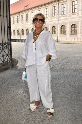 Diana Koerner beim 25. Friedenspreis des Deutschen Films - Die Bruecke im Cuvillies Theater am 23.06.2026 in Muenchen Diana Koerner attends the 25th German Film Peace Prize Die Bruecke at the CuvilliÃ s Theatre on June 23, 2026 in in Munich, Germany Die Bruecke Friedenspreis in Muenchen *** Diana Koerner at the 25th German Film Peace Prize Die Brücke at the Cuvilliés Theater on June 23, 2026, in Munich Diana Koerner attends the 25th German Film Peace Prize Die Brücke at the Cuvilliés Theater on June 23, 2026 in Munich, Germany Die Brücke Peace Prize in Munich,detected_source_language 