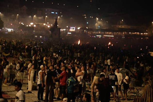 A Coruna Celebration of the traditional San Juan bonfires in A Coruna XXXX during the lighting of the traditional bonfires on the night of San Juan, June 23, 2026, in A Coruna, Galicia, Spain. This iconic A Coruna Celebration of the traditional San Juan bonfires in A Coruna XXXX during the lighting of the traditional bonfires on the night of San Juan, June 23, 2026, in A Coruna, Galicia, Spain. This iconic popular festival, designated a Festival of International Tourist Interest, brings together thousands of locals and visitors to light hundreds of bonfires and celebrate the magical night of the summer solstice, filling the city’s neighborhoods and main beaches with fire, tradition, music, and grilled sardines the neighborhoods and main be  Copyright: xM.xDylanx 7618431