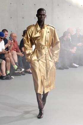 (260623) -- PARIS, June 23, 2026 -- A model presents a creation from the menswear Spring Summer 2027 collections by Saint Laurent during the Men Paris Fashion Week, in Paris, France, on June 23, 2026. (MeetEurope Handout via Xinhua) FRANCE-PARIS-MEN FASHION WEEK-YSL WuxHuiwo 