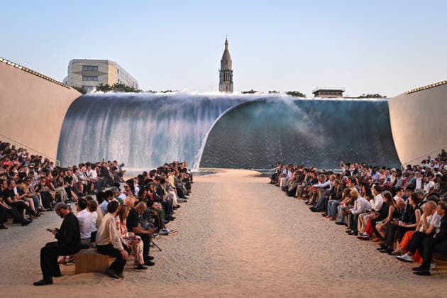 PFW - Louis Vuitton Runway in Paris FA Attendees get ready for the Spring Summer 2027 collection by US designer Pharrell Williams for Louis Vuitton during the Paris Fashion Week, on June 23, 2026. Photo by Firas Abdullah ABACAPRESS.COM Paris Ile-de-France France  Copyright: xAbdullahxFiras ABACAx