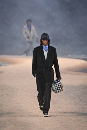 PFW - Louis Vuitton Runway in Paris FA A model walks the runway the Spring Summer 2027 collection by US designer Pharrell Williams for Louis Vuitton during the Paris Fashion Week, on June 23, 2026. Photo by Firas Abdullah ABACAPRESS.COM Paris Ile-de-France France  Copyright: xAbdullahxFiras ABACAx