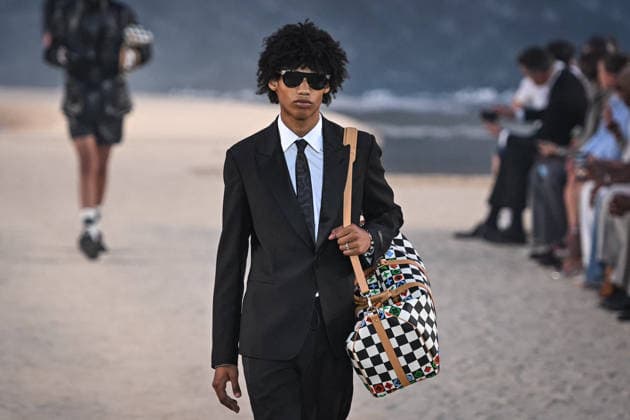 PFW - Louis Vuitton Runway in Paris FA A model walks the runway the Spring Summer 2027 collection by US designer Pharrell Williams for Louis Vuitton during the Paris Fashion Week, on June 23, 2026. Photo by Firas Abdullah ABACAPRESS.COM Paris Ile-de-France France  Copyright: xAbdullahxFiras ABACAx