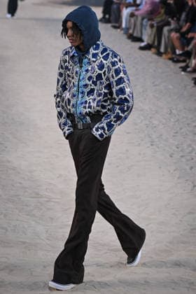 PFW - Louis Vuitton Runway in Paris FA A model walks the runway the Spring Summer 2027 collection by US designer Pharrell Williams for Louis Vuitton during the Paris Fashion Week, on June 23, 2026. Photo by Firas Abdullah ABACAPRESS.COM Paris Ile-de-France France  Copyright: xAbdullahxFiras ABACAx