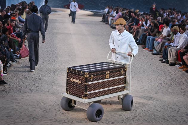 PFW - Louis Vuitton Runway in Paris FA A model walks the runway the Spring Summer 2027 collection by US designer Pharrell Williams for Louis Vuitton during the Paris Fashion Week, on June 23, 2026. Photo by Firas Abdullah ABACAPRESS.COM Paris Ile-de-France France  Copyright: xAbdullahxFiras ABACAx
