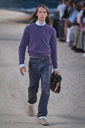 PFW - Louis Vuitton Runway in Paris FA A model walks the runway the Spring Summer 2027 collection by US designer Pharrell Williams for Louis Vuitton during the Paris Fashion Week, on June 23, 2026. Photo by Firas Abdullah ABACAPRESS.COM Paris Ile-de-France France  Copyright: xAbdullahxFiras ABACAx