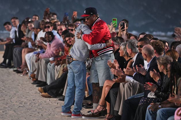 PFW - Louis Vuitton Runway in Paris FA US designer Pharrell Williams cheers the attendees at the end of the Spring Summer 2027 runway for his collection for Louis Vuitton during the Paris Fashion Week, on June 23, 2026. Photo by Firas Abdullah ABACAPRESS.COM Paris Ile-de-France France  Copyright: xAbdullahxFiras ABACAx