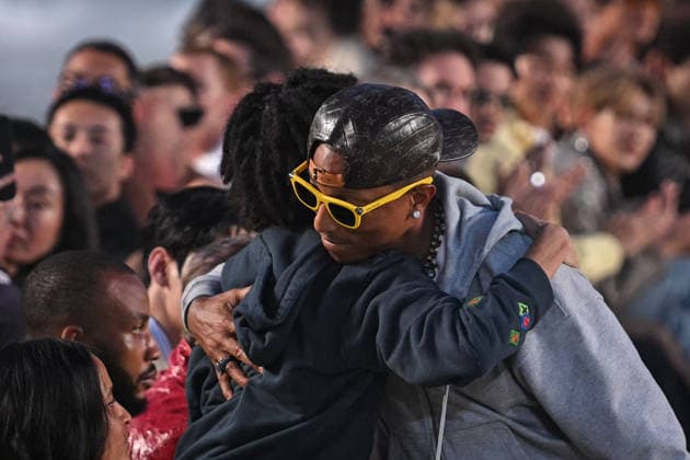 PFW - Louis Vuitton Runway in Paris FA US designer Pharrell Williams cheers the attendees at the end of the Spring Summer 2027 runway for his collection for Louis Vuitton during the Paris Fashion Week, on June 23, 2026. Photo by Firas Abdullah ABACAPRESS.COM Paris Ile-de-France France  Copyright: xAbdullahxFiras ABACAx
