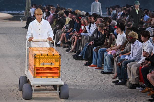 PFW - Louis Vuitton Runway in Paris FA A model walks the runway the Spring Summer 2027 collection by US designer Pharrell Williams for Louis Vuitton during the Paris Fashion Week, on June 23, 2026. Photo by Firas Abdullah ABACAPRESS.COM Paris Ile-de-France France  Copyright: xAbdullahxFiras ABACAx