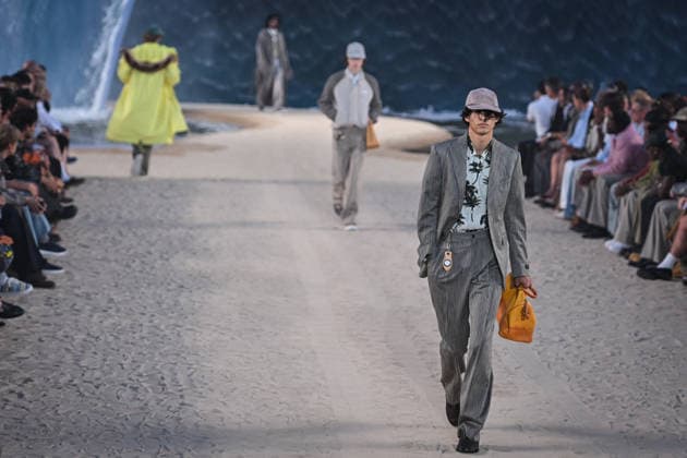 PFW - Louis Vuitton Runway in Paris FA A model walks the runway the Spring Summer 2027 collection by US designer Pharrell Williams for Louis Vuitton during the Paris Fashion Week, on June 23, 2026. Photo by Firas Abdullah ABACAPRESS.COM Paris Ile-de-France France  Copyright: xAbdullahxFiras ABACAx