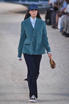 PFW - Louis Vuitton Runway in Paris FA A model walks the runway the Spring Summer 2027 collection by US designer Pharrell Williams for Louis Vuitton during the Paris Fashion Week, on June 23, 2026. Photo by Firas Abdullah ABACAPRESS.COM Paris Ile-de-France France  Copyright: xAbdullahxFiras ABACAx