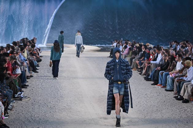 PFW - Louis Vuitton Runway in Paris FA A model walks the runway the Spring Summer 2027 collection by US designer Pharrell Williams for Louis Vuitton during the Paris Fashion Week, on June 23, 2026. Photo by Firas Abdullah ABACAPRESS.COM Paris Ile-de-France France  Copyright: xAbdullahxFiras ABACAx