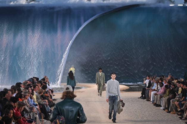 PFW - Louis Vuitton Runway in Paris FA A model walks the runway the Spring Summer 2027 collection by US designer Pharrell Williams for Louis Vuitton during the Paris Fashion Week, on June 23, 2026. Photo by Firas Abdullah ABACAPRESS.COM Paris Ile-de-France France  Copyright: xAbdullahxFiras ABACAx