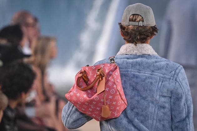 PFW - Louis Vuitton Runway in Paris FA A model walks the runway the Spring Summer 2027 collection by US designer Pharrell Williams for Louis Vuitton during the Paris Fashion Week, on June 23, 2026. Photo by Firas Abdullah ABACAPRESS.COM Paris Ile-de-France France  Copyright: xAbdullahxFiras ABACAx