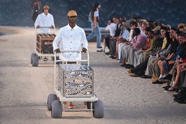 PFW - Louis Vuitton Runway in Paris FA A model walks the runway the Spring Summer 2027 collection by US designer Pharrell Williams for Louis Vuitton during the Paris Fashion Week, on June 23, 2026. Photo by Firas Abdullah ABACAPRESS.COM Paris Ile-de-France France  Copyright: xAbdullahxFiras ABACAx