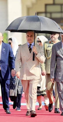June 23, 2026, Peshawar, Peshawar, Pakistan: Iranian President Masoud Pezeshkian Reviews Honor Guard During Welcome Ceremony in Islamabad..Islamabad, Pakistan, June 23, 2026: Masoud Pezeshkian reviews an honor guard during an official welcome ceremony in Islamabad on June 23, 2026. Pezeshkian is in Pakistan to participate in ongoing diplomatic discussions and U.S.-Iran peace talks hosted by Pakistan. The visit underscores efforts to promote regional dialogue, diplomatic engagement, and international cooperation. Peshawar Pakistan  - ZUMAa217 20260623_znp_a217_036 Copyright: xHussainxAlix