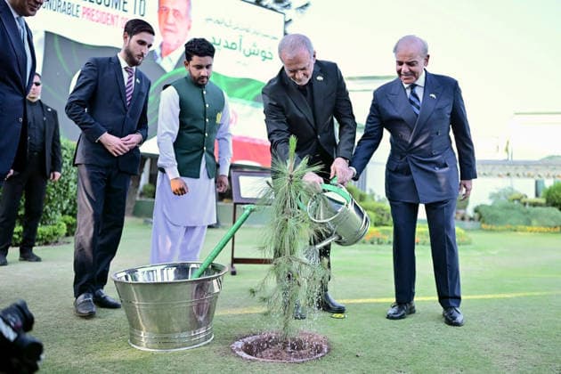 June 23, 2026, Peshawar, Peshawar, Pakistan: Iranian President Masoud Pezeshkian Reviews Honor Guard During Welcome Ceremony in Islamabad..Islamabad, Pakistan, June 23, 2026: Masoud Pezeshkian reviews an honor guard during an official welcome ceremony in Islamabad on June 23, 2026. Pezeshkian is in Pakistan to participate in ongoing diplomatic discussions and U.S.-Iran peace talks hosted by Pakistan. The visit underscores efforts to promote regional dialogue, diplomatic engagement, and international cooperation. Peshawar Pakistan - ZUMAa217 20260623_znp_a217_039 Copyright: xHussainxAlix