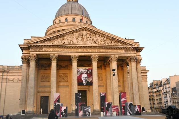 PARIS, FRANCE - JUNE 23: A portrait of the late historian and resistance fighter Marc Bloch adorns the facade of the Pantheon before his induction ceremony along with his wife Simonne Vidal on June 23, 2026 in Paris, France. French Resistance fighter and pioneering historian Marc Bloch entered France s Pantheon on June 23, becoming the first historian to receive one of the nation s highest honors.  Copyright: xChinaxNewsxServicex 111650080545