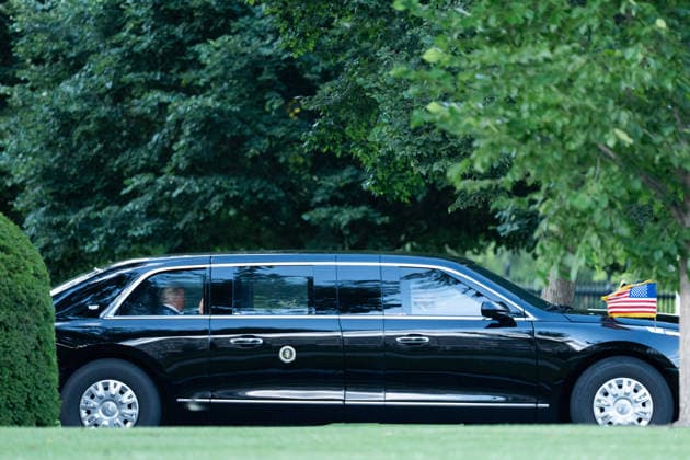 Donald Trump Returns To The White House - DC US President Donald Trump returns to the White House North Portico in Washington, DC, USA on June 23, 2026. Photo by Allison Robbert Pool ABACAPRESS.COM Washington United States  Copyright: xPool ABACAx