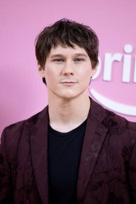 Jacob Moskovitz at arrivals for ELLE Series World Premiere, SVA (School for the Visual Arts) Theatre, New York, NY, June 23, 2026. Photo By: Ryan Billings Everett Collection ELLE Series World Premiere PUBLICATIONXNOTxINxCANxCHNxFRAxITAxJPNxNORxPOLxRUSxESPxUKxUSA