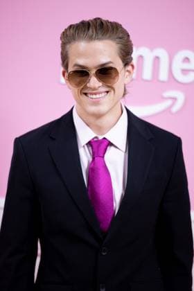 Deacon Reese Phillippe at arrivals for ELLE Series World Premiere, SVA (School for the Visual Arts) Theatre, New York, NY, June 23, 2026. Photo By: Ryan Billings Everett Collection ELLE Series World Premiere PUBLICATIONXNOTxINxCANxCHNxFRAxITAxJPNxNORxPOLxRUSxESPxUKxUSA