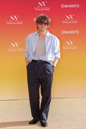 Alex Lutz at the Théâtre de la Gare du Midi during the opening ceremony of the 2026 Biarritz International Film Festival Nouvelles Vagues, on June 23, 2026. Jean Marc Lhomer, Bestimage. Photocall before the opening ceremony of the Biarritz International Film Festival – Nouvelles Vagues 2026 at the Théâtre de la Gare du Midi in Biarritz on June 23, 2026, Biarritz, France,detected_source_language  Copyright: xJean-MarcxLhomerx xBestimagexJean-MarcxLhomerx xBestimagex