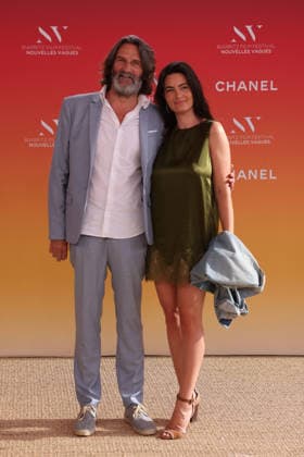 Frédéric Beigbeder and his wife Lara Micheli at the Théâtre de la Gare du Midi during the opening ceremony of the 2026 Biarritz International Film Festival – Nouvelles Vagues, June 23, 2026 Jean Marc Lhomer Bestimage Photocall before the opening ceremony of the Biarritz International Film Festival – Nouvelles Vagues 2026 at the Théâtre de la Gare du Midi in Biarritz on June 23, 2026, Biarritz, France,detected_source_language  Copyright: xJean-MarcxLhomerx xBestimagexJean-MarcxLhomerx xBestimagex