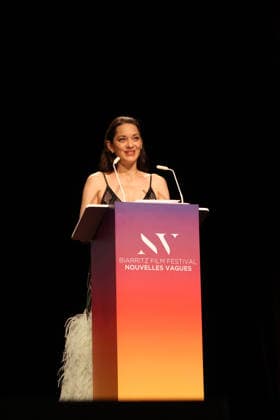 Marion Cotillard at the Théâtre de la Gare du Midi during the opening ceremony of the 2026 Biarritz International Film Festival Nouvelles Vagues, on June 23, 2026. Jean Marc Lhomer, Bestimage. Photocall before the opening ceremony of the Biarritz International Film Festival – Nouvelles Vagues 2026 at the Théâtre de la Gare du Midi in Biarritz on June 23, 2026, Biarritz, France,detected_source_language  Copyright: xJean-MarcxLhomerx xBestimagexJean-MarcxLhomerx xBestimagex