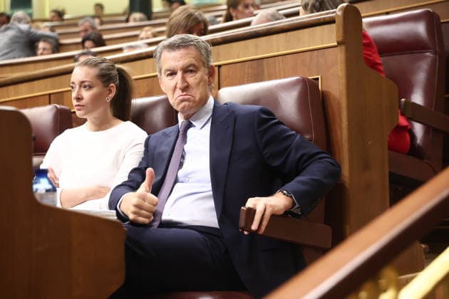 Sánchez and Feijóo Clash in Congress Amid a Full-Blown Showdown Over Corruption and Calls for Elections The PP’s spokesperson in Congress, Ester Munoz, and PP President Alberto Núnez Feijóo, during a plenary session in the Congress of Deputies on June 24, 2026, in Madrid, Spain. The Prime Minister appears before the Lower House to report on the political situation following developments in the investigations involving his wife, the Leire case, and former Prime Minister Zapatero, as well as the Supreme Court’s conviction of former Minister Ábalos, his advisor, Koldo, and businessman Víctor de Aldama. JUNE 24, 2026, Madrid, Spain,detected_source_language  Copyright: xEduardoxParrax 7618662
