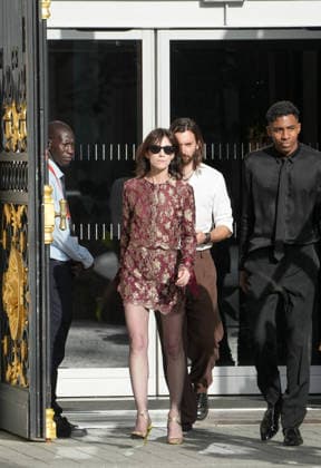 Charlotte Gainsbourg at the Saint Laurent Mens Spring Summer 2027 fashion show at the Bourse du Commerce in Paris on June 23, 2026. Anne Sophie Guebey, Bestimage. Celebrities at the Saint Laurent Mens Spring Summer 2027 fashion show at the Bourse du Commerce in Paris on June 23, 2026, Paris, France,detected_source_language  Copyright: xAnne-SophiexGuebeyx xBestimagexAnne-SophiexGuebeyx xBestimagex