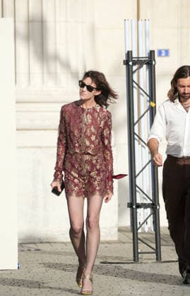 Charlotte Gainsbourg at the Saint Laurent Mens Spring Summer 2027 fashion show at the Bourse du Commerce in Paris on June 23, 2026. Anne Sophie Guebey, Bestimage. Celebrities at the Saint Laurent Mens Spring Summer 2027 fashion show at the Bourse du Commerce in Paris on June 23, 2026, Paris, France,detected_source_language  Copyright: xAnne-SophiexGuebeyx xBestimagexAnne-SophiexGuebeyx xBestimagex