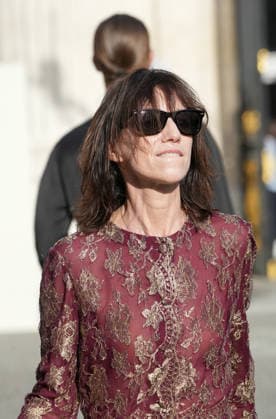 Charlotte Gainsbourg at the Saint Laurent Mens Spring Summer 2027 fashion show at the Bourse du Commerce in Paris on June 23, 2026. Anne Sophie Guebey, Bestimage. Celebrities at the Saint Laurent Mens Spring Summer 2027 fashion show at the Bourse du Commerce in Paris on June 23, 2026, Paris, France,detected_source_language  Copyright: xAnne-SophiexGuebeyx xBestimagexAnne-SophiexGuebeyx xBestimagex