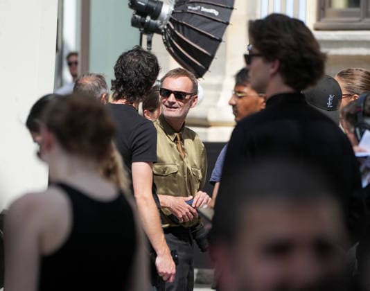 Augustin Trapenard at the Saint Laurent Mens Spring Summer 2027 fashion show at the Bourse du Commerce in Paris on June 23, 2026. Anne Sophie Guebey, Bestimage. Celebrities at the Saint Laurent Mens Spring Summer 2027 fashion show at the Bourse du Commerce in Paris on June 23, 2026, Paris, France,detected_source_language  Copyright: xAnne-SophiexGuebeyx xBestimagexAnne-SophiexGuebeyx xBestimagex