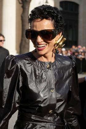 Farida Khelfa at the Saint Laurent Mens Spring Summer 2027 fashion show at the Bourse du Commerce in Paris on June 23, 2026. Anne Sophie Guebey, Bestimage. Celebrities at the Saint Laurent Mens Spring Summer 2027 fashion show at the Bourse du Commerce in Paris on June 23, 2026, Paris, France,detected_source_language  Copyright: xAnne-SophiexGuebeyx xBestimagexAnne-SophiexGuebeyx xBestimagex