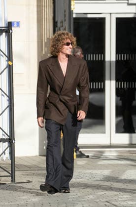 Jordan Huxhold at the Saint Laurent Mens Spring Summer 2027 fashion show at the Bourse du Commerce in Paris on June 23, 2026. Anne Sophie Guebey, Bestimage. Celebrities at the Saint Laurent Mens Spring Summer 2027 fashion show at the Bourse du Commerce in Paris on June 23, 2026, Paris, France,detected_source_language  Copyright: xAnne-SophiexGuebeyx xBestimagexAnne-SophiexGuebeyx xBestimagex