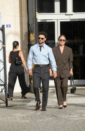 Robbie Graham Kuntz at the Saint Laurent Mens Spring Summer 2027 fashion show at the Bourse du Commerce in Paris on June 23, 2026. Anne Sophie Guebey, Bestimage. Celebrities at the Saint Laurent Mens Spring Summer 2027 fashion show at the Bourse du Commerce in Paris on June 23, 2026, Paris, France,detected_source_language  Copyright: xAnne-SophiexGuebeyx xBestimagexAnne-SophiexGuebeyx xBestimagex