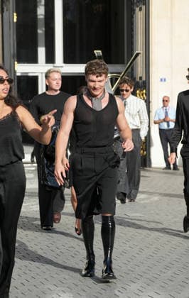 Connor Storrie at the Saint Laurent Mens Spring Summer 2027 fashion show at the Bourse du Commerce in Paris on June 23, 2026. Anne Sophie Guebey, Bestimage. Celebrities at the Saint Laurent Mens Spring Summer 2027 fashion show at the Bourse du Commerce in Paris on June 23, 2026, Paris, France,detected_source_language  Copyright: xAnne-SophiexGuebeyx xBestimagexAnne-SophiexGuebeyx xBestimagex
