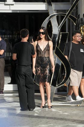 Arca Alejandra Ghersi at the Saint Laurent Mens Spring Summer 2027 fashion show at the Bourse du Commerce in Paris on June 23, 2026 Anne Sophie Guebey Bestimage Celebs at the Saint Laurent Mens Spring Summer 2027 fashion show at the Bourse du Commerce in Paris on June 23, 2026, Paris, France,detected_source_language  Copyright: xAnne-SophiexGuebeyx xBestimagexAnne-SophiexGuebeyx xBestimagex