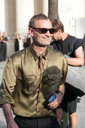 Augustin Trapenard at the Saint Laurent Mens Spring Summer 2027 fashion show at the Bourse du Commerce in Paris on June 23, 2026. Anne Sophie Guebey, Bestimage. Celebrities at the Saint Laurent Mens Spring Summer 2027 fashion show at the Bourse du Commerce in Paris on June 23, 2026, Paris, France,detected_source_language  Copyright: xAnne-SophiexGuebeyx xBestimagexAnne-SophiexGuebeyx xBestimagex