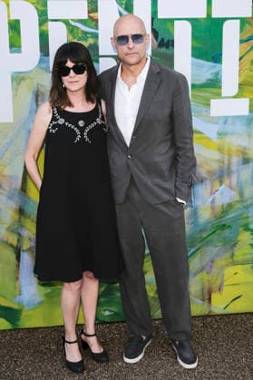 Liza Marshall mit Ehemann Mark Strong bei der Serpentine Gallery Summer Party 2026 in der Serpentine Gallery. London, 23.06.2026 *** Liza Marshall with her husband Mark Strong at the Serpentine Gallery Summer Party 2026 at the Serpentine Gallery in London, June 23, 2026,detected_source_language Foto:xJ.xEdwardsx xFuturexImagex serpentine_6656